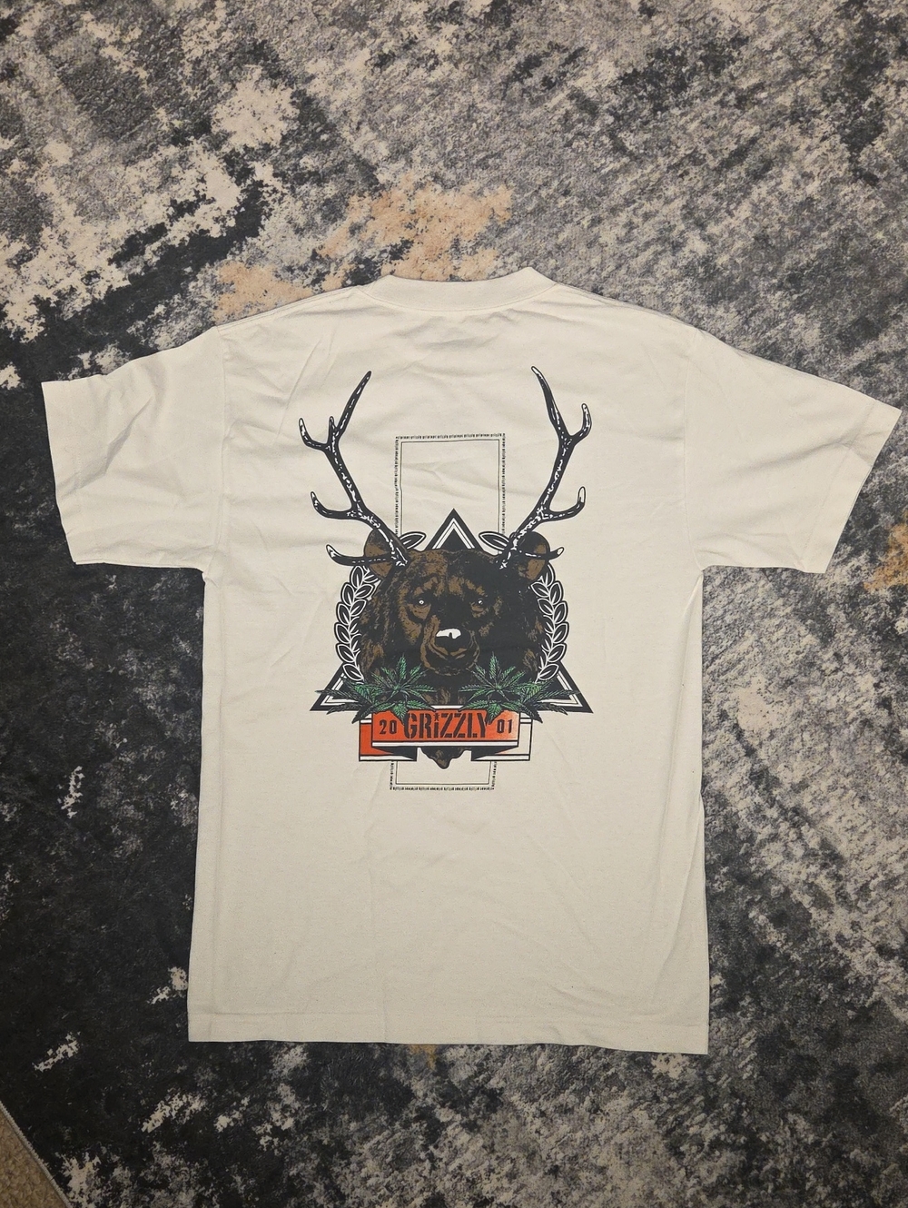 Grizzly Griptape White Bear Graphic T-Shirt Streetwear NWOT